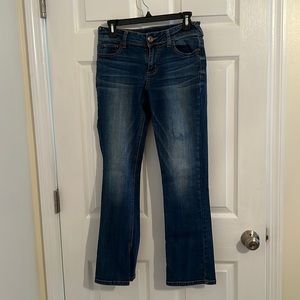Maurices 3/4 short bootcut jeans size 6